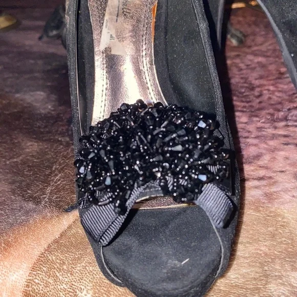 Black velvet high heel (4”) - Picture 2 of 5